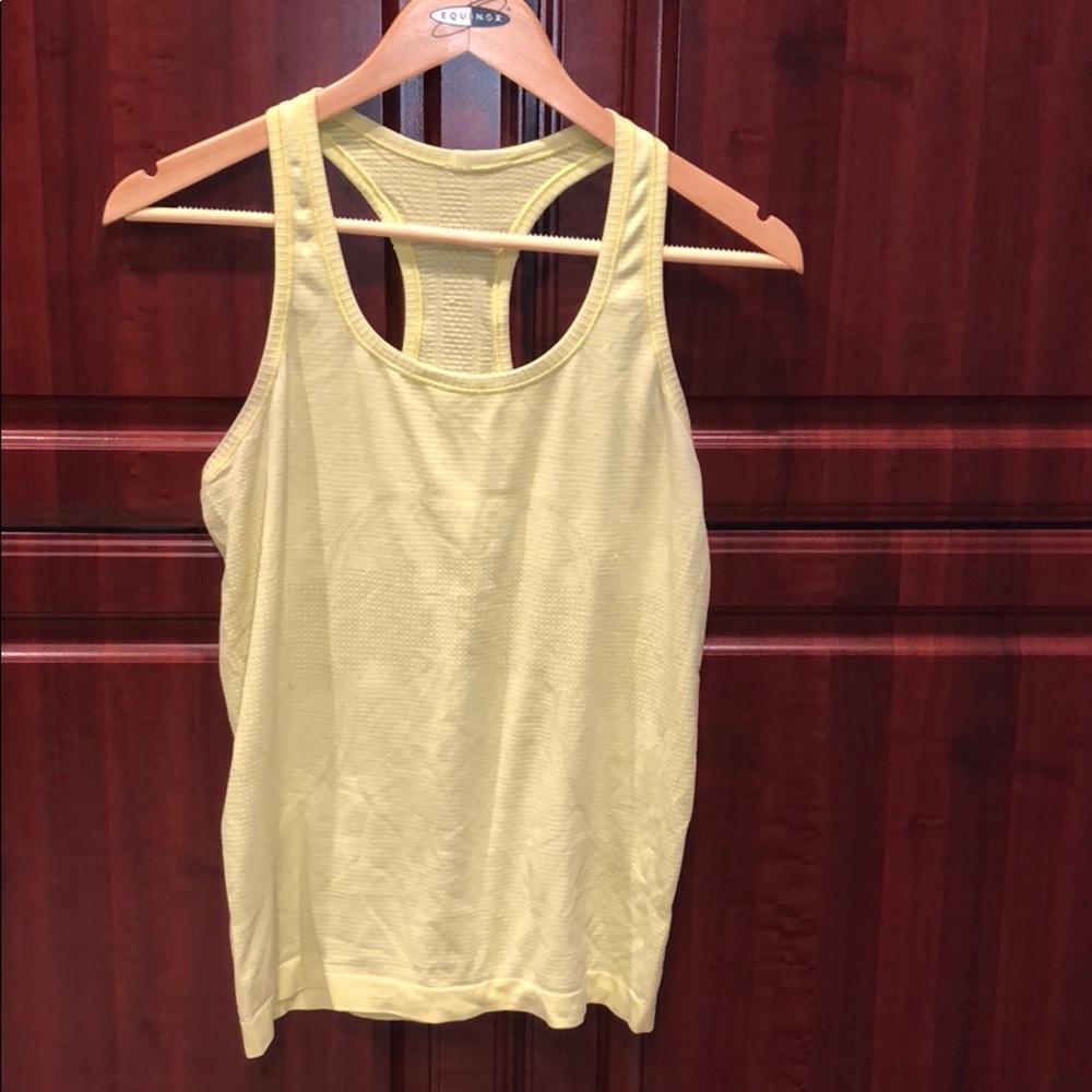 Lululemon Swiftly Tech Razorback